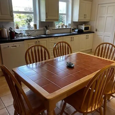Holiday home Sheilin House Waterville