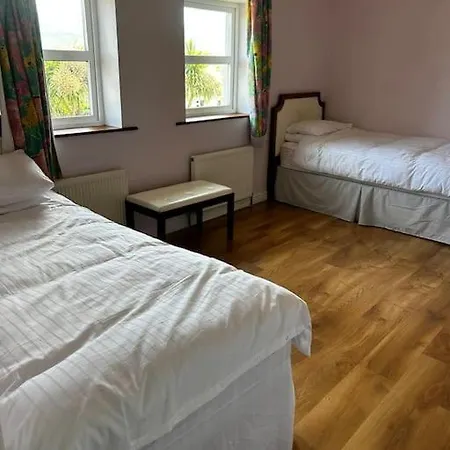 Sheilin House * Waterville