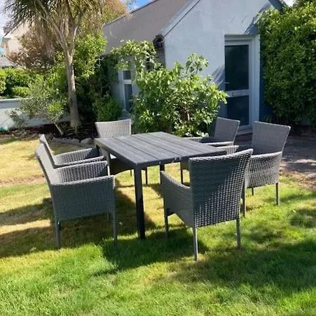 Holiday home Sheilin House